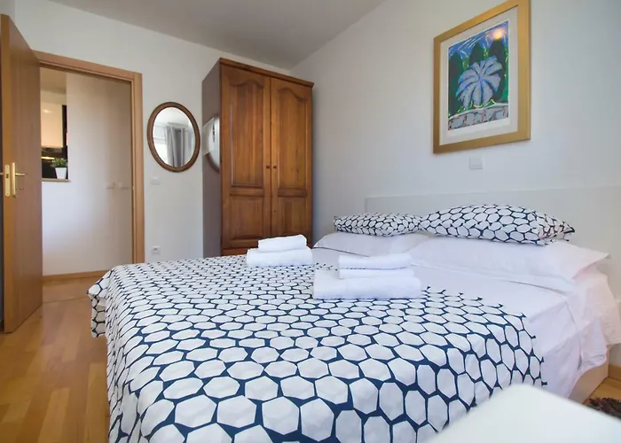 Marinovic * Makarska