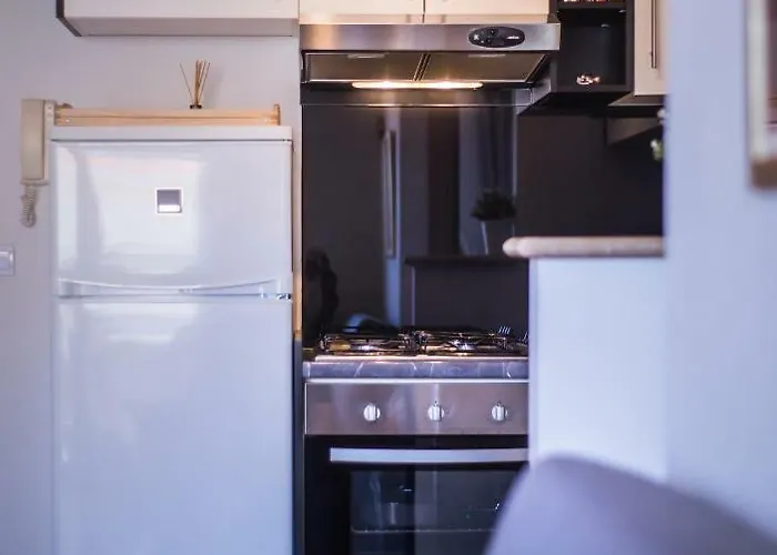 Marinovic Apartment *